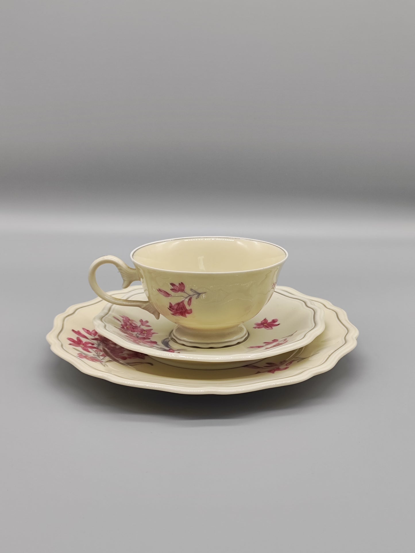 Teeservice für eine Tasse, Sammlerstück, Elfenbeinfarben