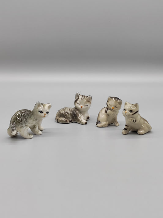 Katzenfiguren