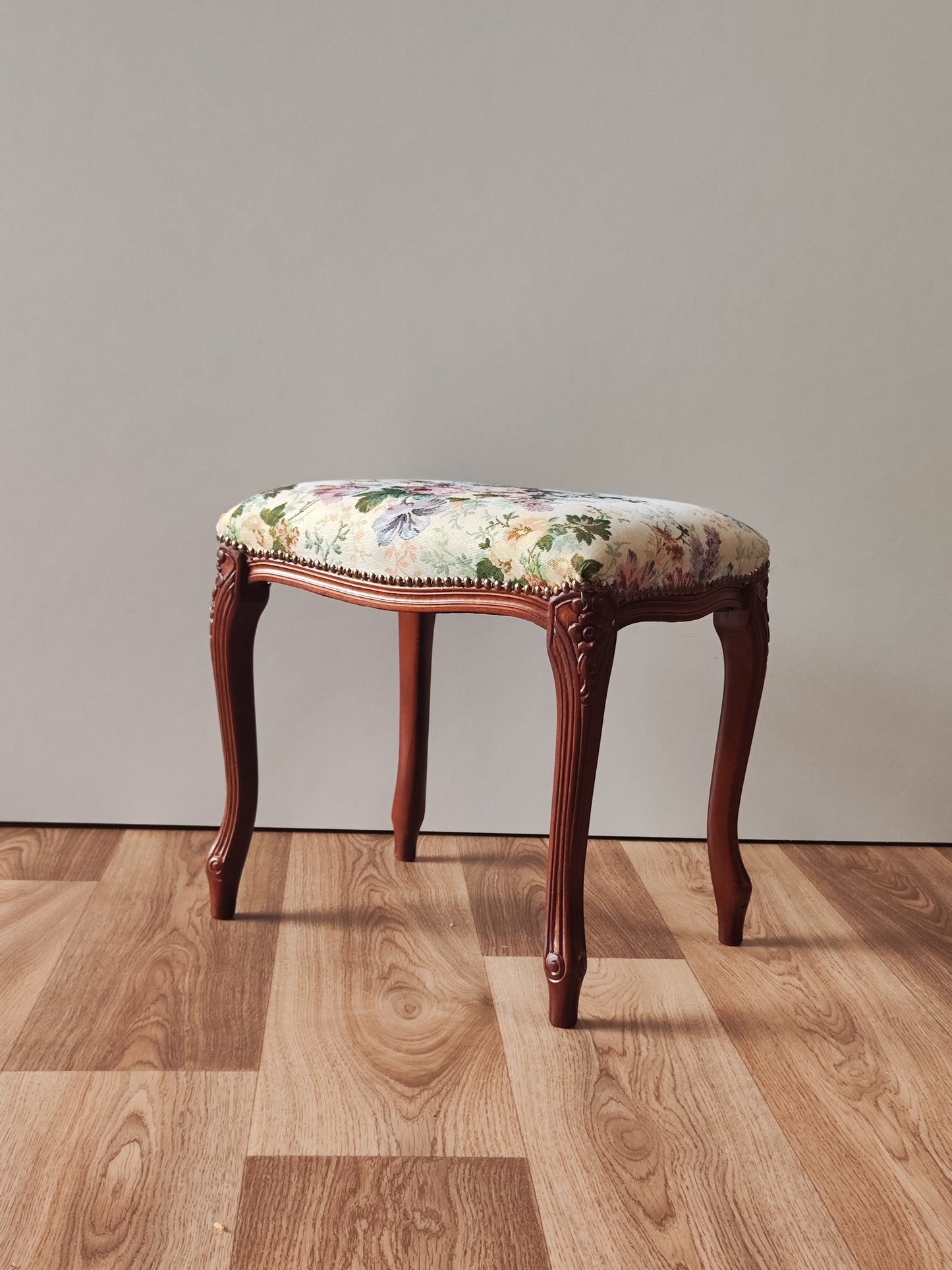 Vintage-Fußhocker im Stil des 18. Jahrhunderts
