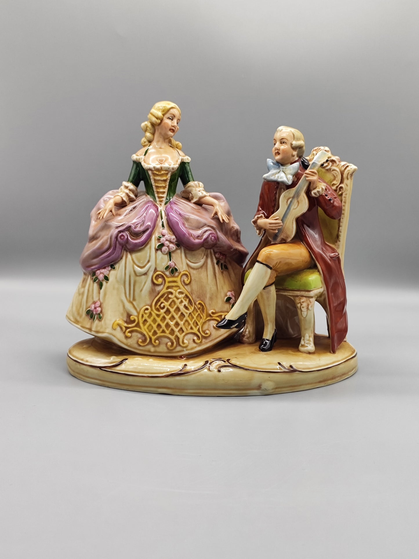 Kollektion Erlesenes Porzellan „Dame und Kavalier“ aus der Porzellanmanufaktur der DDR