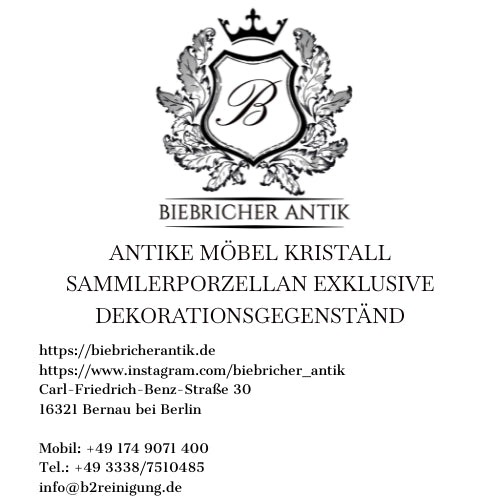 Couchtisch aus massivem hellem Holz im italienischen Stil