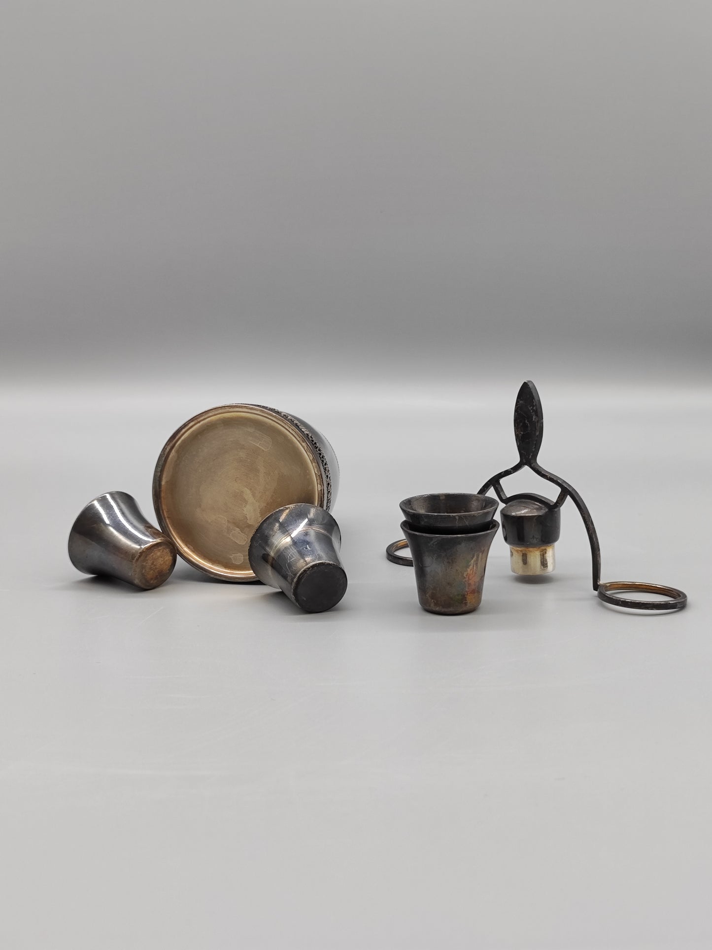 Vintage-Set aus Neusilber für Likör-Vintage-Damast-Dekanter der UdSSR