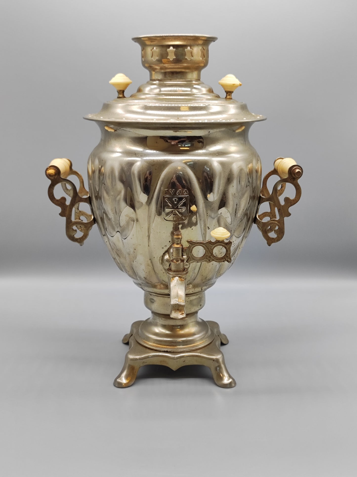 Elektrischer Tula-Samowar, hergestellt in der UdSSR, in funktionsfähigem Zustand